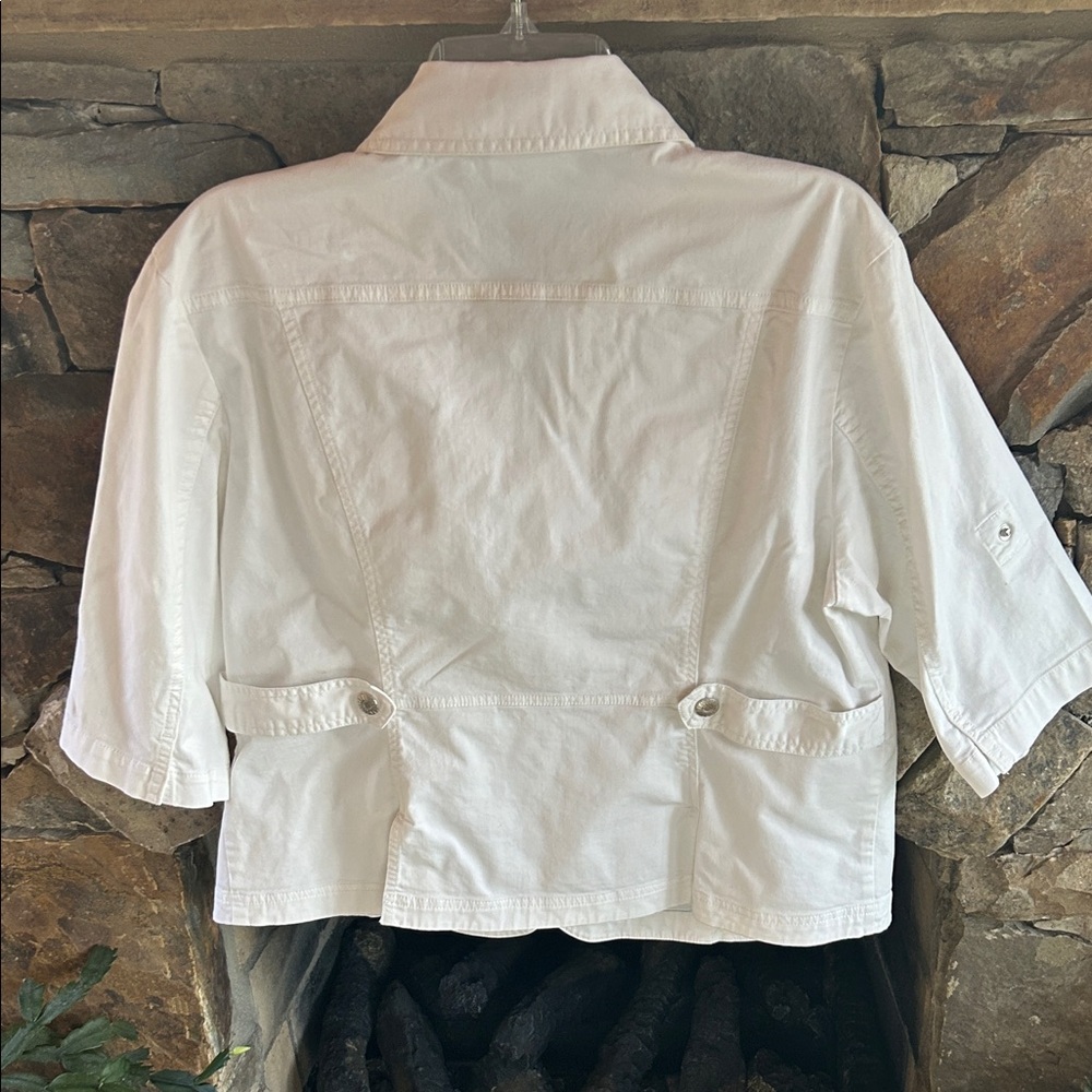 Dressbarn White Jean Jacket Size X-Large; Cropped Length; 3/4 Sleeve; 4 Pockets - Picture 11 of 16